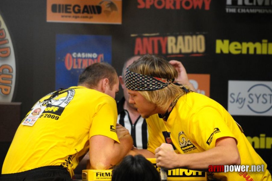 Nemiroff 2009 - Day 2 - Right hand # Siłowanie na ręce # Armwrestling # Armpower.net