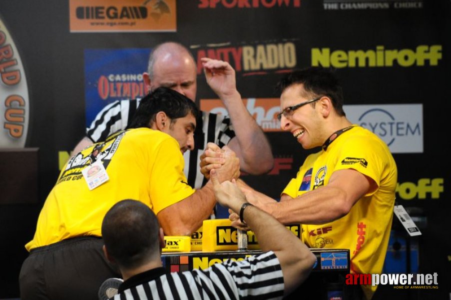 Nemiroff 2009 - Day 2 - Right hand # Siłowanie na ręce # Armwrestling # Armpower.net