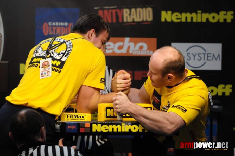 Nemiroff 2009 - Day 2 - Right hand # Siłowanie na ręce # Armwrestling # Armpower.net