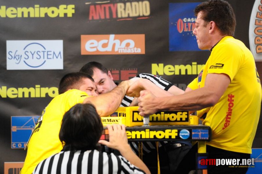 Nemiroff 2009 - Day 2 - Right hand # Aрмспорт # Armsport # Armpower.net