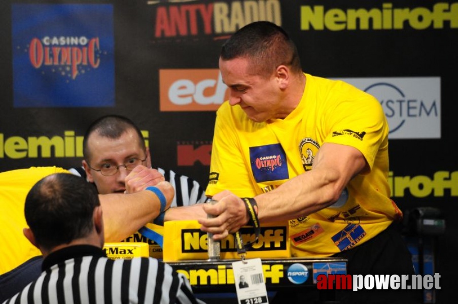 Nemiroff 2009 - Day 2 - Right hand # Siłowanie na ręce # Armwrestling # Armpower.net