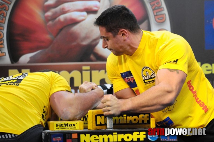 Nemiroff 2009 - Day 2 - Right hand # Armwrestling # Armpower.net