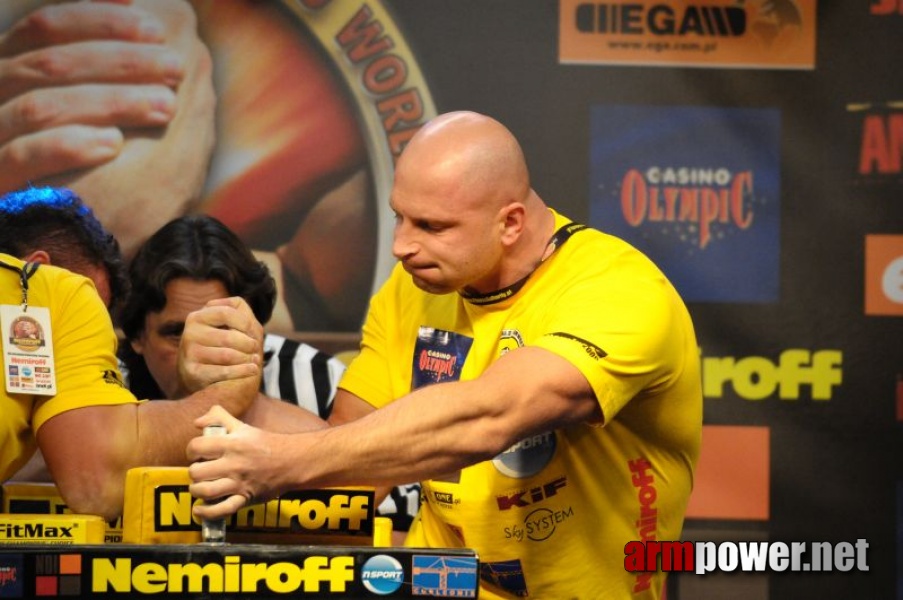 Nemiroff 2009 - Day 2 - Right hand # Siłowanie na ręce # Armwrestling # Armpower.net