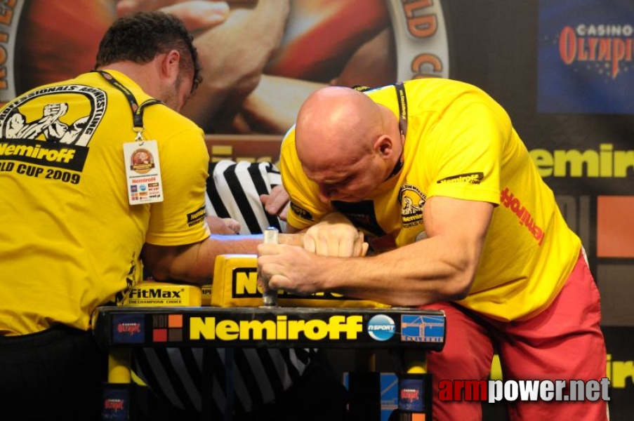 Nemiroff 2009 - Day 2 - Right hand # Siłowanie na ręce # Armwrestling # Armpower.net