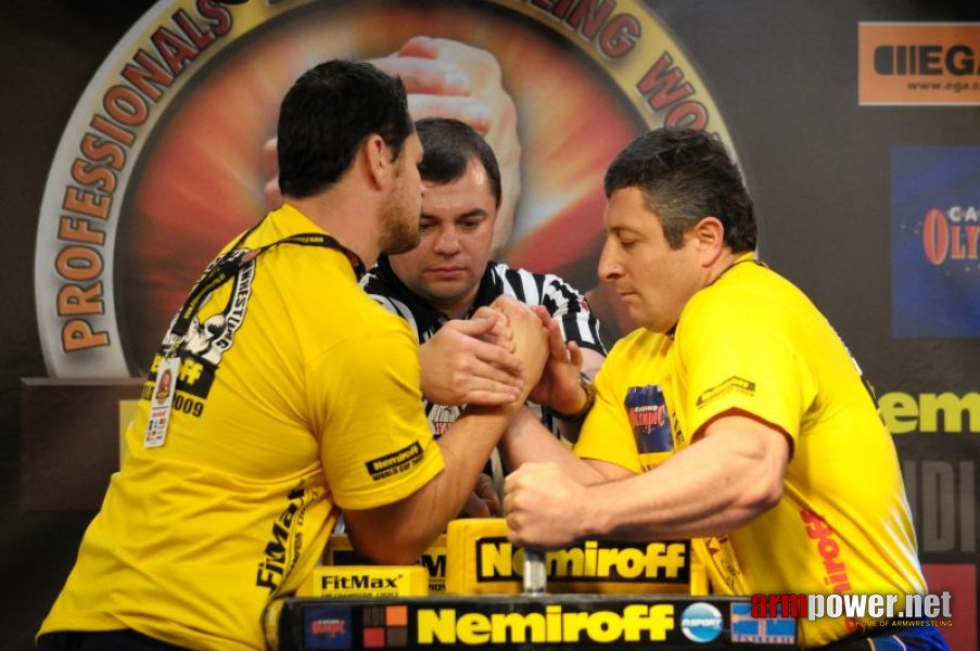 Nemiroff 2009 - Day 2 - Right hand # Siłowanie na ręce # Armwrestling # Armpower.net