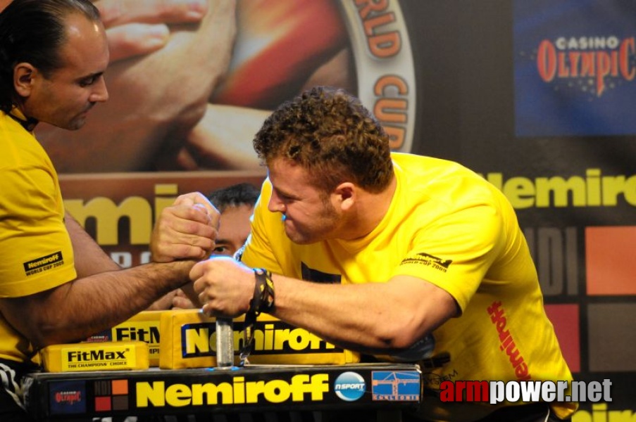 Nemiroff 2009 - Day 2 - Right hand # Siłowanie na ręce # Armwrestling # Armpower.net