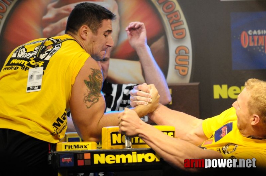 Nemiroff 2009 - Day 2 - Right hand # Armwrestling # Armpower.net