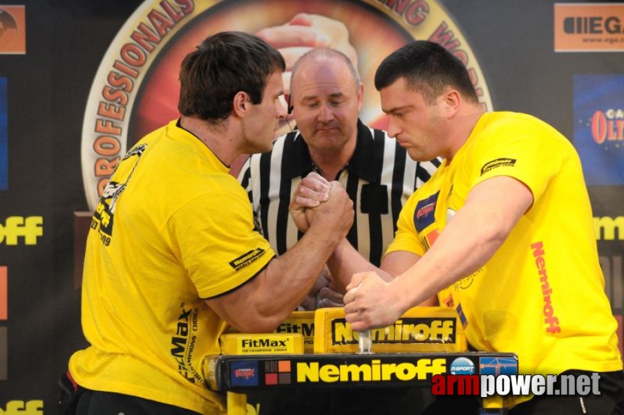 Nemiroff 2009 - Day 2 - Right hand # Siłowanie na ręce # Armwrestling # Armpower.net