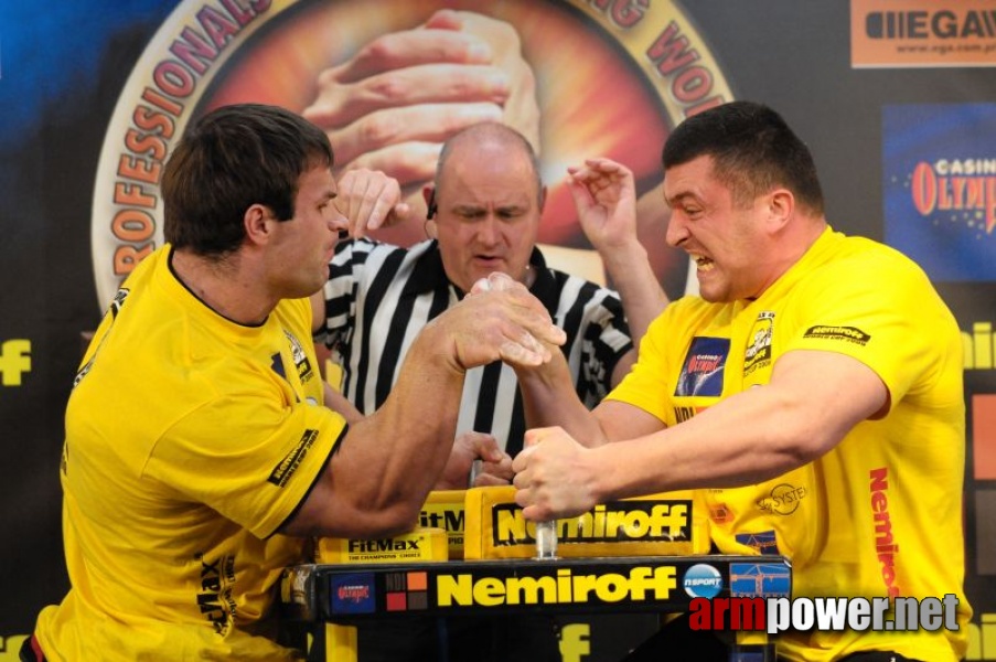 Nemiroff 2009 - Day 2 - Right hand # Siłowanie na ręce # Armwrestling # Armpower.net