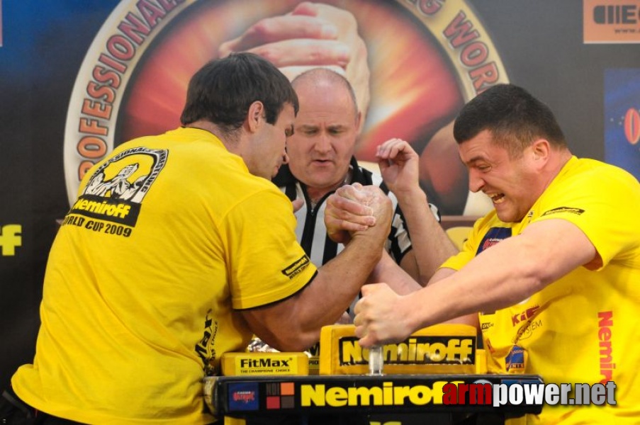 Nemiroff 2009 - Day 2 - Right hand # Siłowanie na ręce # Armwrestling # Armpower.net