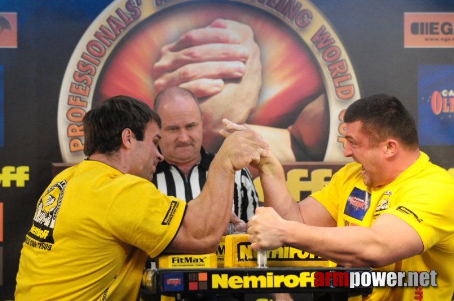 Nemiroff 2009 - Day 2 - Right hand # Siłowanie na ręce # Armwrestling # Armpower.net