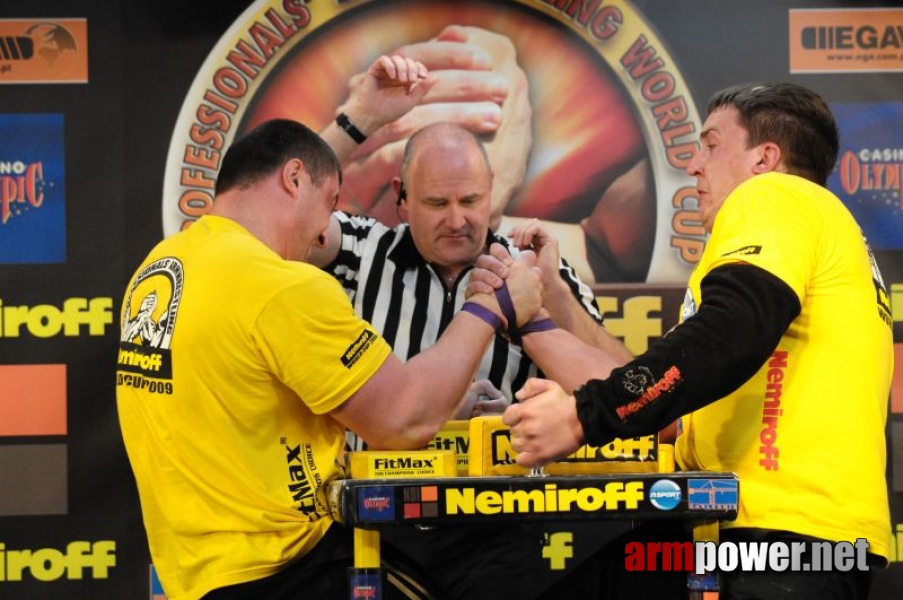 Nemiroff 2009 - Day 2 - Right hand # Siłowanie na ręce # Armwrestling # Armpower.net