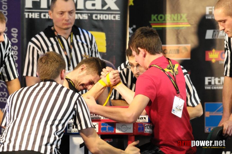 Puchar Polski 2009 - Prawa Reka # Siłowanie na ręce # Armwrestling # Armpower.net