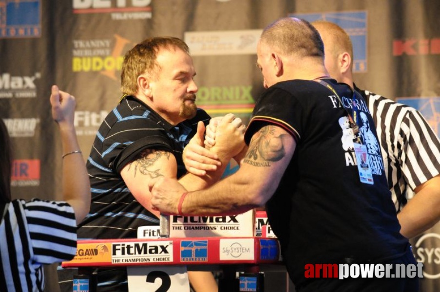 Puchar Polski 2009 - Prawa Reka # Siłowanie na ręce # Armwrestling # Armpower.net