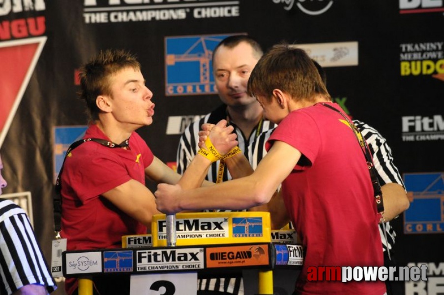 Puchar Polski 2009 - Prawa Reka # Siłowanie na ręce # Armwrestling # Armpower.net