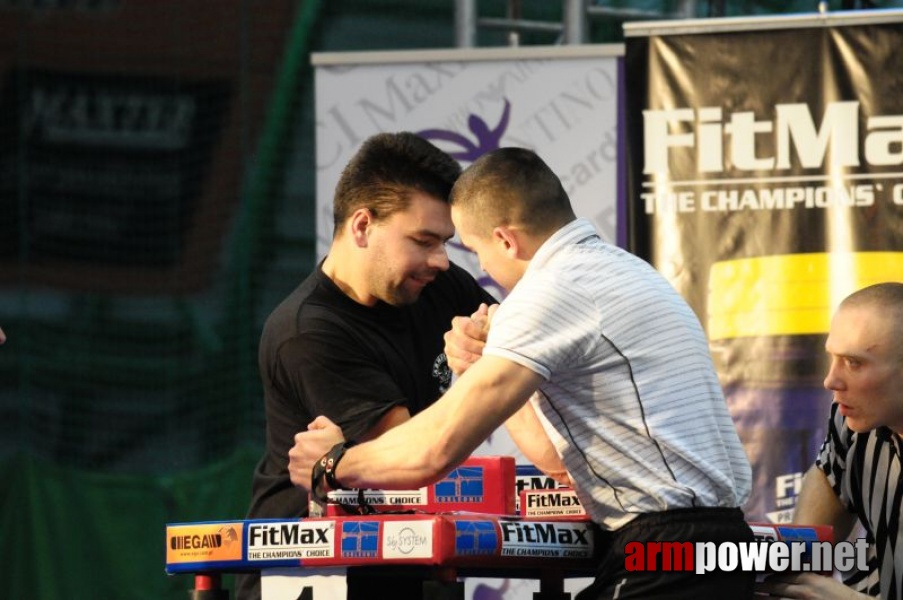 Puchar Polski 2009 - Prawa Reka # Siłowanie na ręce # Armwrestling # Armpower.net