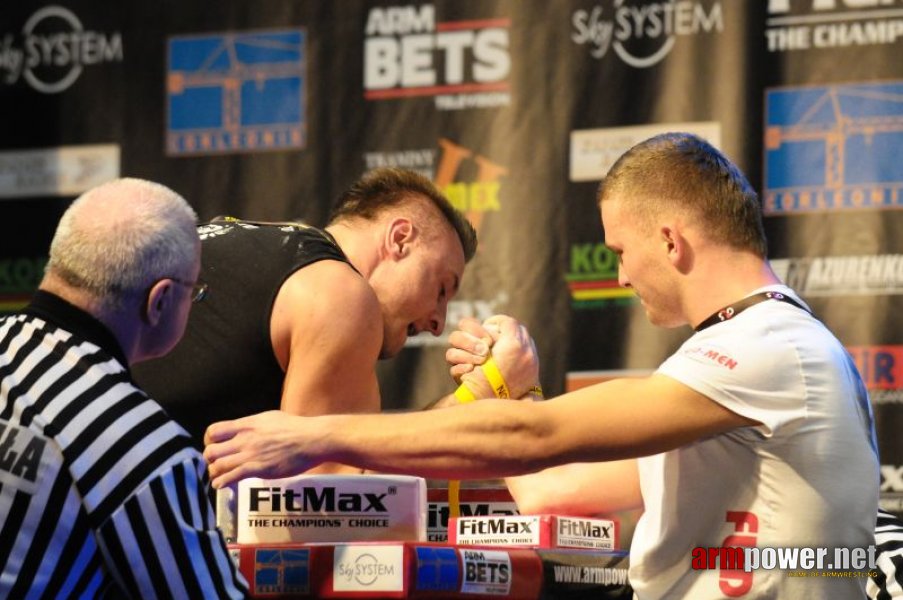 Puchar Polski 2009 - Prawa Reka # Siłowanie na ręce # Armwrestling # Armpower.net