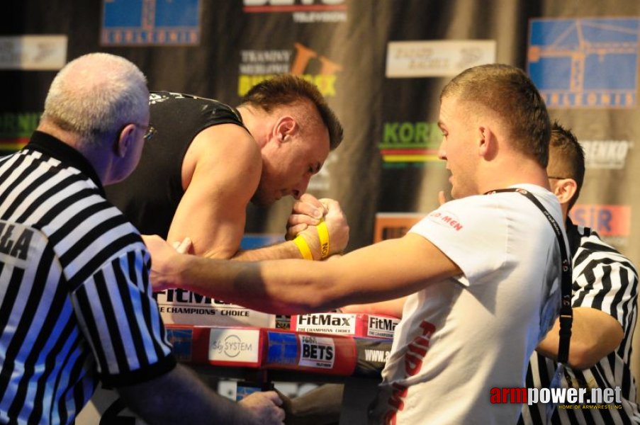 Puchar Polski 2009 - Prawa Reka # Siłowanie na ręce # Armwrestling # Armpower.net