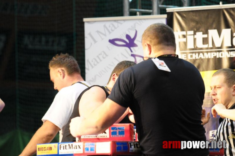 Puchar Polski 2009 - Prawa Reka # Siłowanie na ręce # Armwrestling # Armpower.net