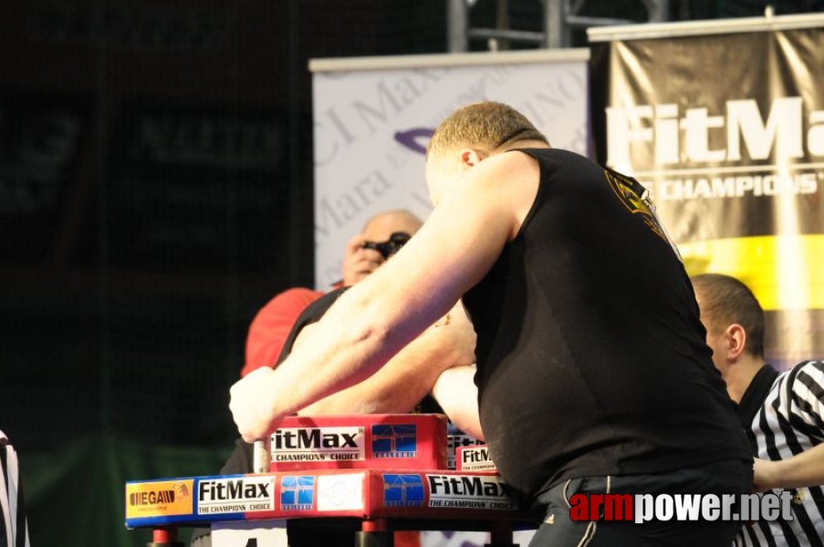 Puchar Polski 2009 - Prawa Reka # Siłowanie na ręce # Armwrestling # Armpower.net