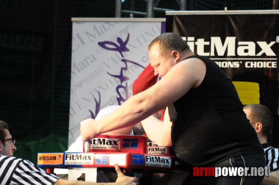 Puchar Polski 2009 - Prawa Reka # Siłowanie na ręce # Armwrestling # Armpower.net