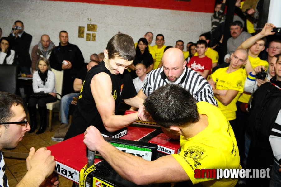 I Puchar Polski Amatorów - Debiuty 2010 # Armwrestling # Armpower.net