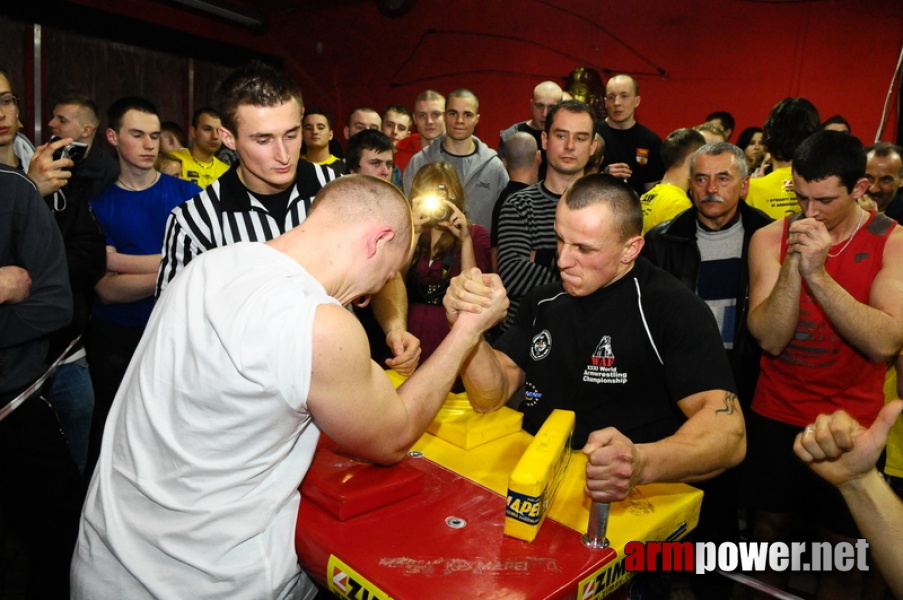 I Puchar Polski Amatorów - Debiuty 2010 # Armwrestling # Armpower.net