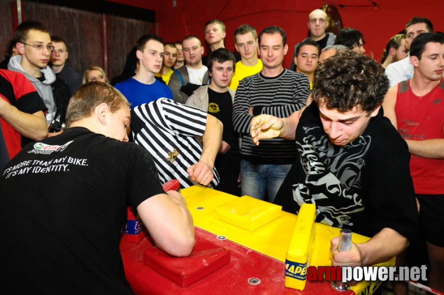 I Puchar Polski Amatorów - Debiuty 2010 # Armwrestling # Armpower.net