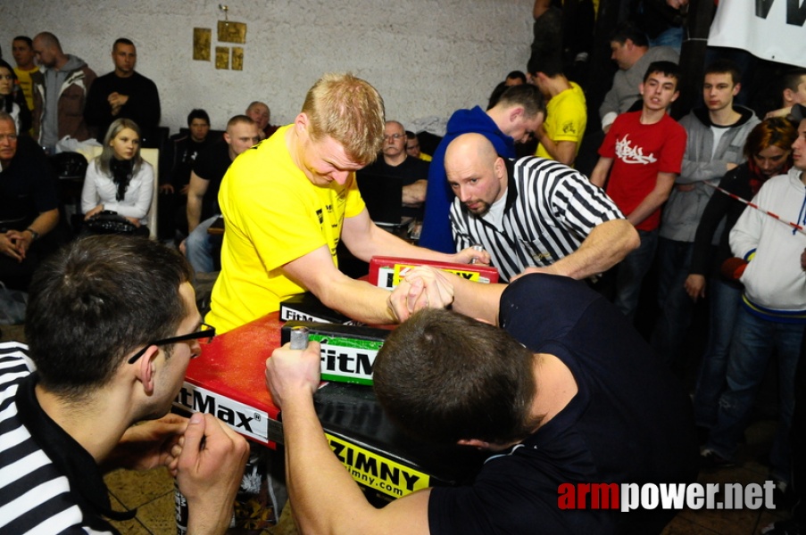 I Puchar Polski Amatorów - Debiuty 2010 # Armwrestling # Armpower.net