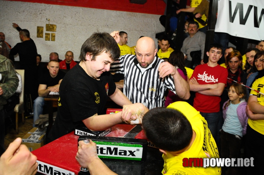 I Puchar Polski Amatorów - Debiuty 2010 # Armwrestling # Armpower.net