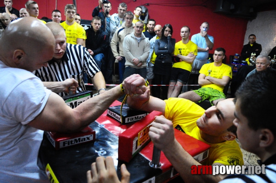 I Puchar Polski Amatorów - Debiuty 2010 # Armwrestling # Armpower.net