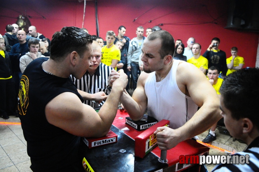 I Puchar Polski Amatorów - Debiuty 2010 # Armwrestling # Armpower.net