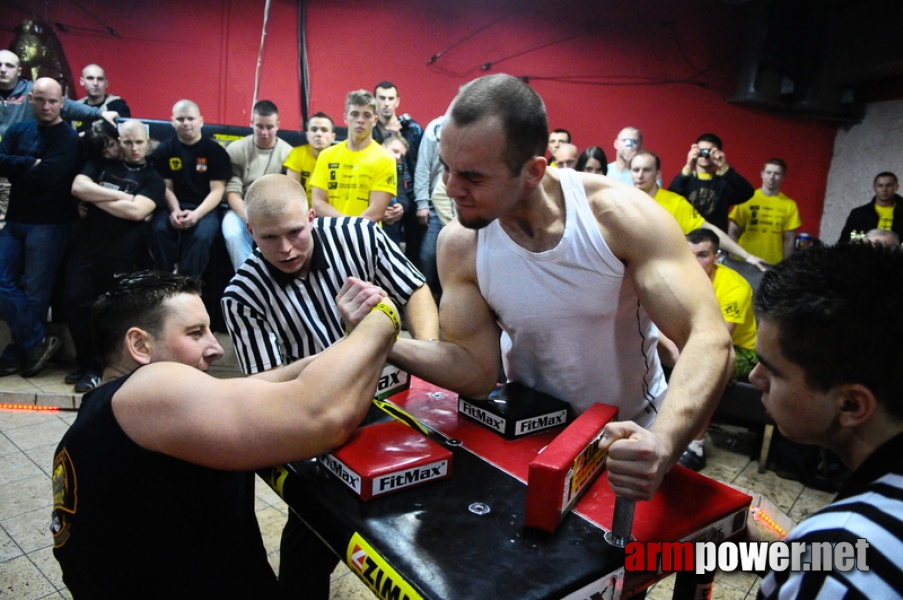 I Puchar Polski Amatorów - Debiuty 2010 # Armwrestling # Armpower.net