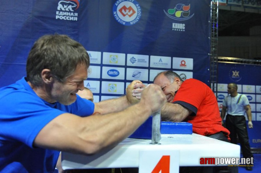 European Armwrestling Championships - Day 1 # Armwrestling # Armpower.net