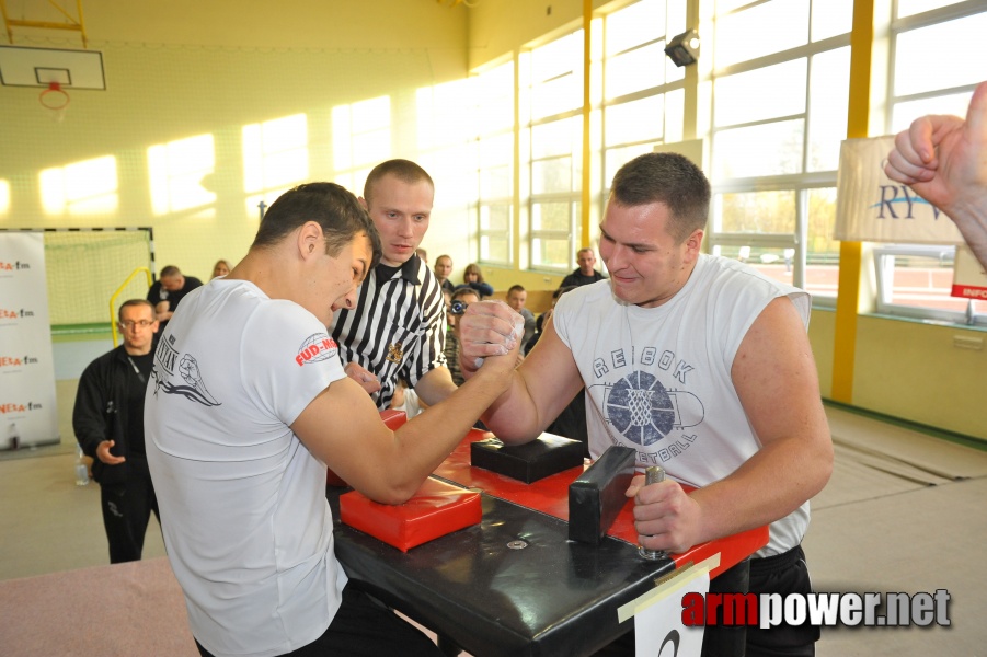 Debiuty 2010 - Stare Miasto # Siłowanie na ręce # Armwrestling # Armpower.net