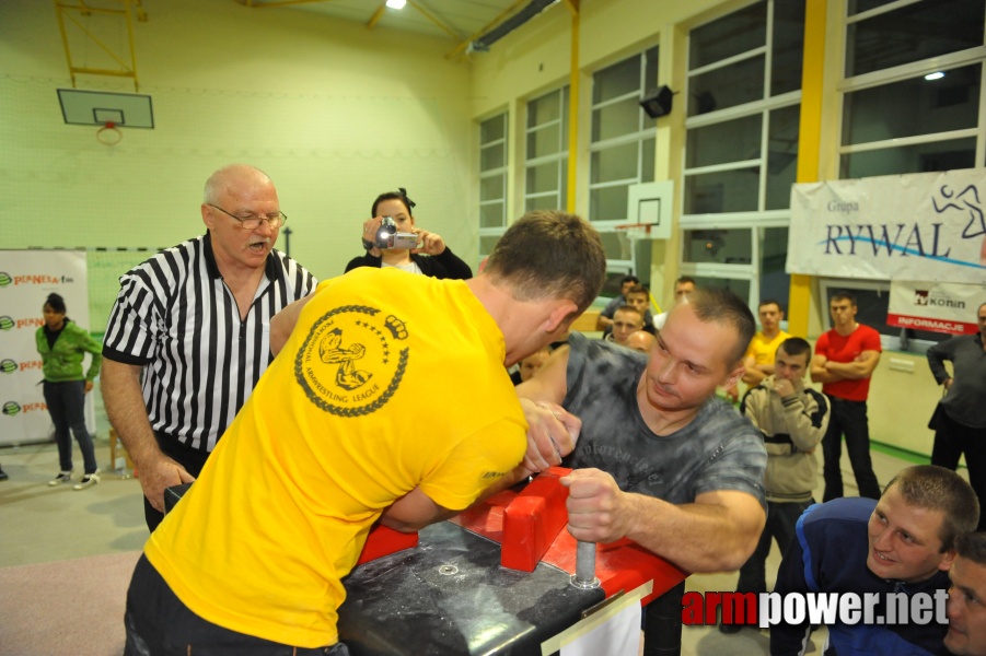 Debiuty 2010 - Stare Miasto # Armwrestling # Armpower.net