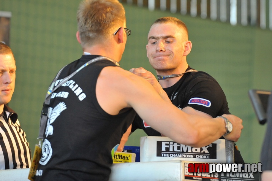 Mistrzostwa Polski 2011 - lewa reka # Siłowanie na ręce # Armwrestling # Armpower.net