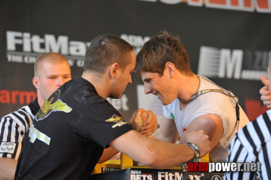 Mistrzostwa Polski 2011 - lewa reka # Siłowanie na ręce # Armwrestling # Armpower.net