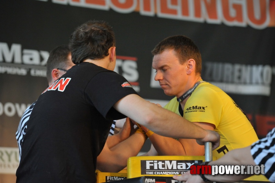 Mistrzostwa Polski 2011 - lewa reka # Siłowanie na ręce # Armwrestling # Armpower.net