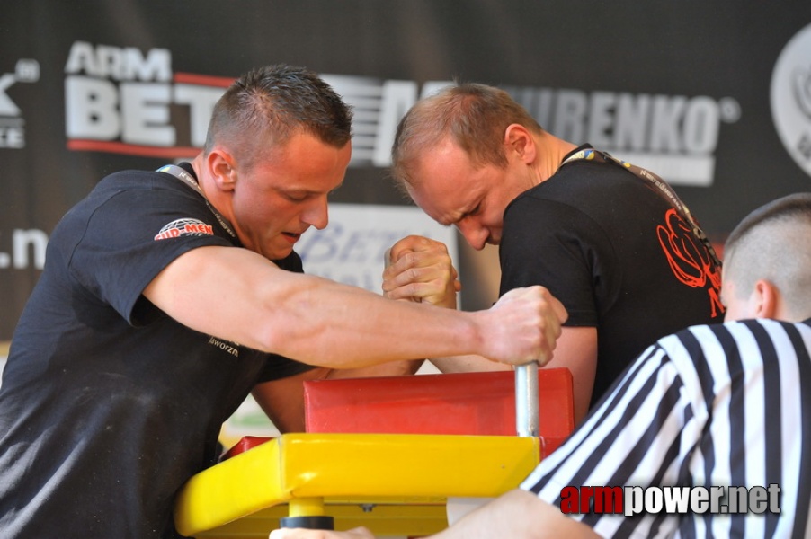 Mistrzostwa Polski 2011 - lewa reka # Siłowanie na ręce # Armwrestling # Armpower.net