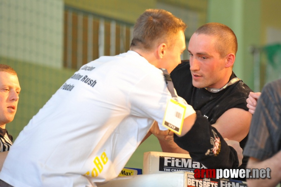 Mistrzostwa Polski 2011 - lewa reka # Siłowanie na ręce # Armwrestling # Armpower.net