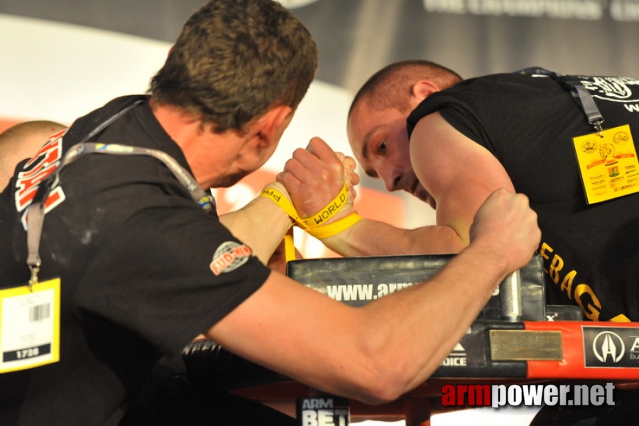 Mistrzostwa Polski 2011 - lewa reka # Siłowanie na ręce # Armwrestling # Armpower.net