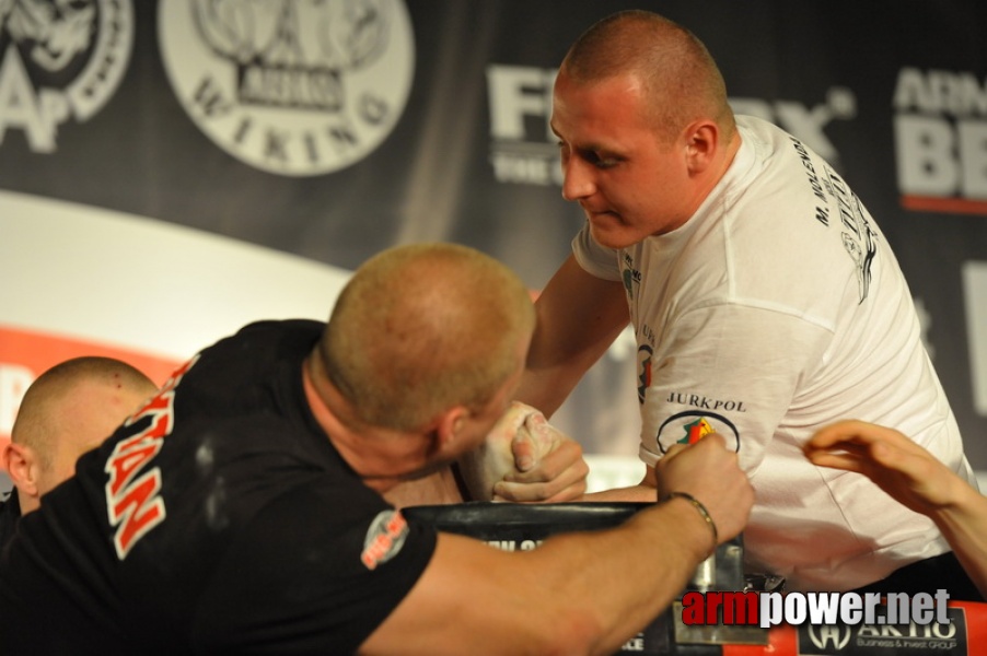 Mistrzostwa Polski 2011 - lewa reka # Siłowanie na ręce # Armwrestling # Armpower.net