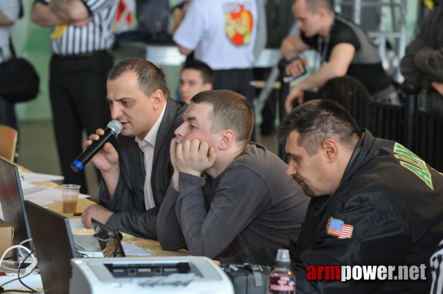 Mistrzostwa Polski 2011 - prawa reka # Siłowanie na ręce # Armwrestling # Armpower.net