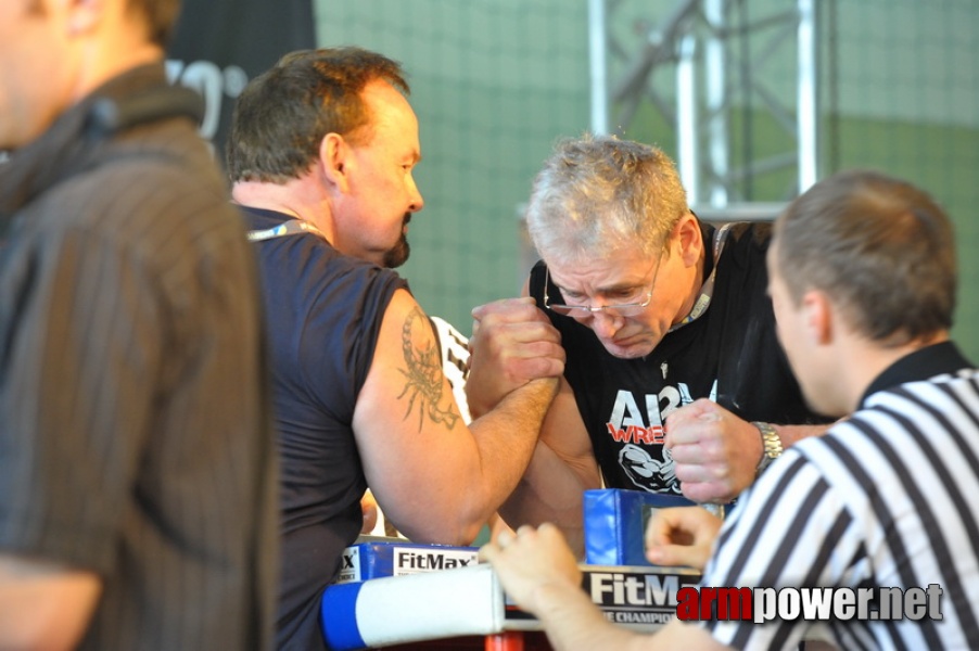 Mistrzostwa Polski 2011 - prawa reka # Siłowanie na ręce # Armwrestling # Armpower.net