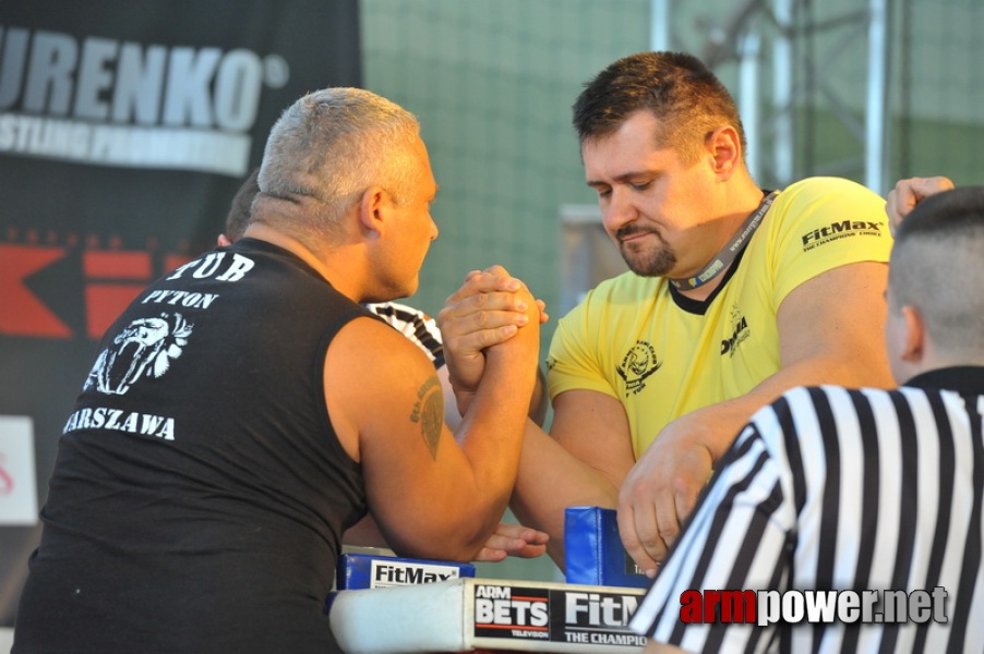 Mistrzostwa Polski 2011 - prawa reka # Siłowanie na ręce # Armwrestling # Armpower.net