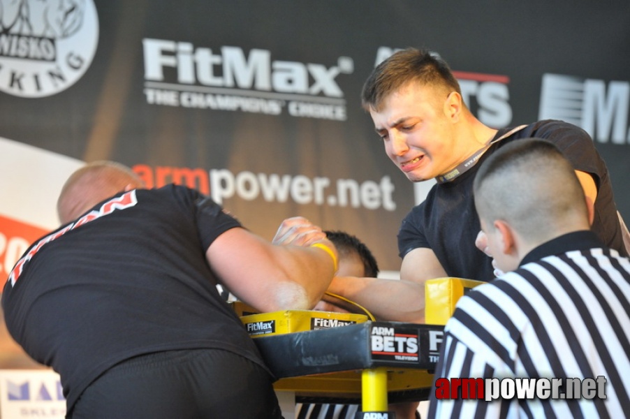 Mistrzostwa Polski 2011 - prawa reka # Siłowanie na ręce # Armwrestling # Armpower.net