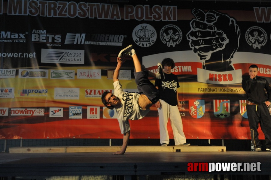 Mistrzostwa Polski 2011 - prawa reka # Siłowanie na ręce # Armwrestling # Armpower.net