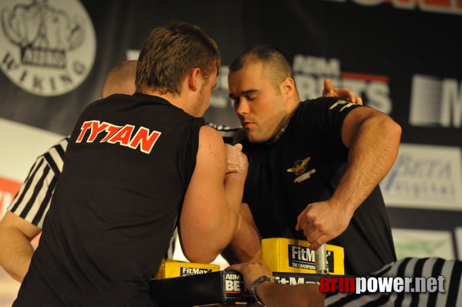 Mistrzostwa Polski 2011 - prawa reka # Armwrestling # Armpower.net