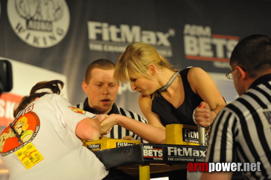 Mistrzostwa Polski 2011 - prawa reka # Siłowanie na ręce # Armwrestling # Armpower.net